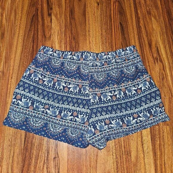 5 For $25 No Boundaries Blue and White Elephant Boho Buttery Soft Shorts - Picture 4 of 7